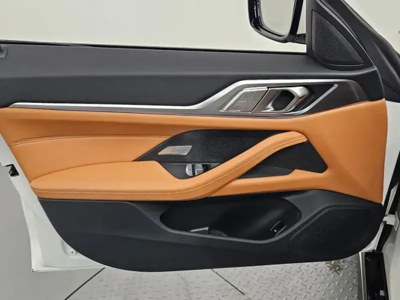 2022 BMW i4 с пробегом 62 461 км