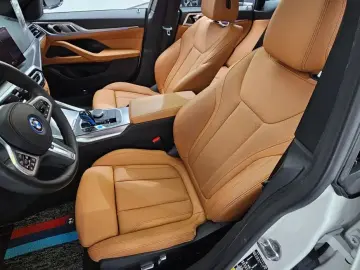 2022 BMW i4 с пробегом 62 461 км