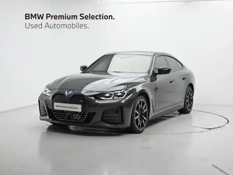 2024 BMW i4 с пробегом 10 358 км