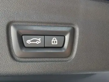 2022 BMW i4 с пробегом 34 378 км