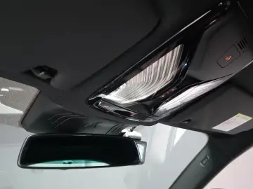 2022 BMW i4 с пробегом 34 378 км