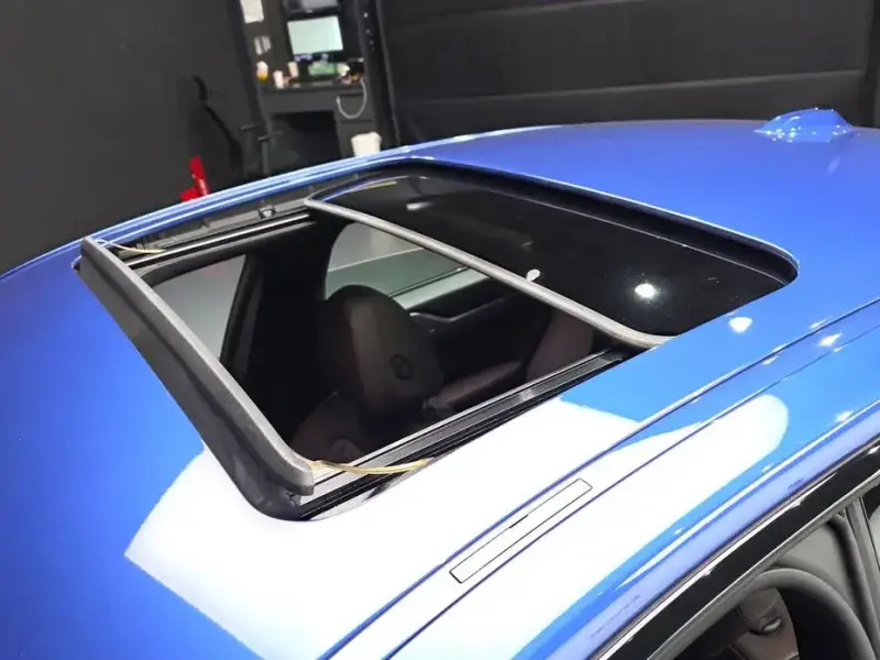 2022 BMW i4 с пробегом 34 378 км