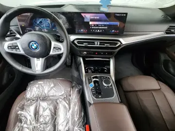 2024 BMW i4 с пробегом 8 835 км