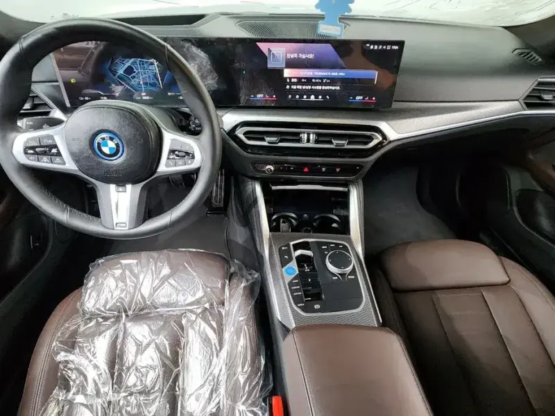 2024 BMW i4 с пробегом 8 835 км