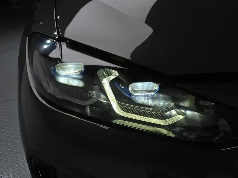 2024 BMW i4 с пробегом 90 880 км