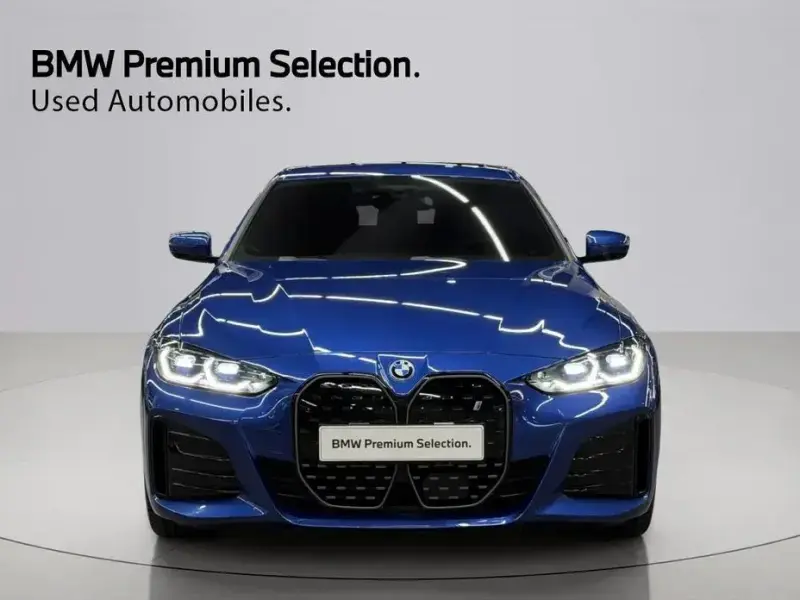 2024 BMW i4 с пробегом 35 880 км