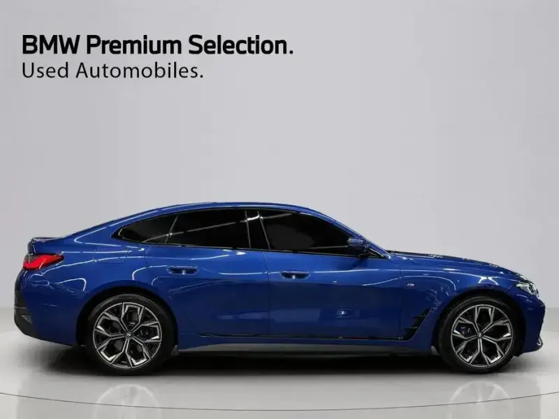 2024 BMW i4 с пробегом 35 880 км