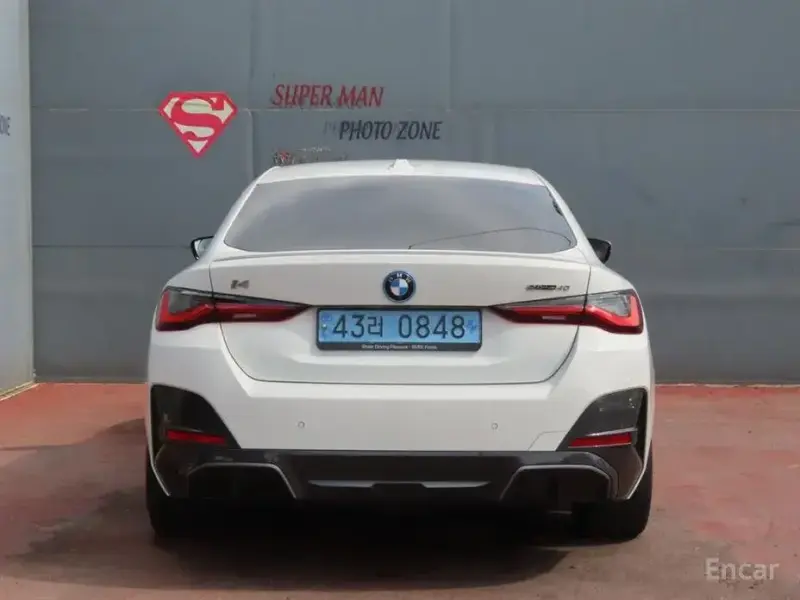 2023 BMW i4 с пробегом 99 514 км