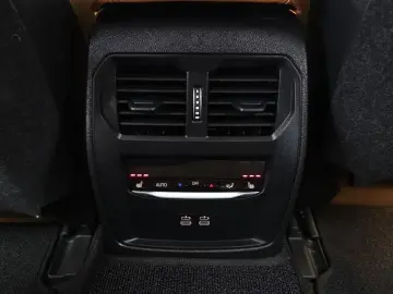 2024 BMW i4 с пробегом 49 941 км