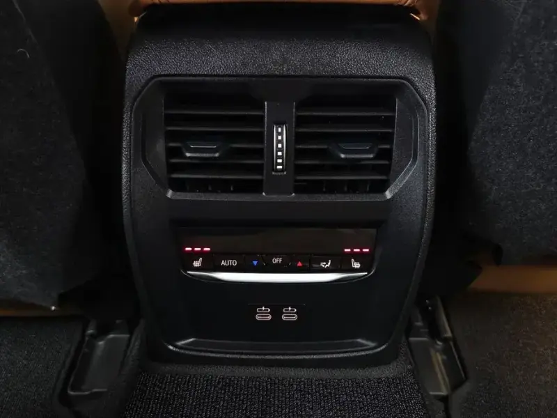 2024 BMW i4 с пробегом 49 941 км