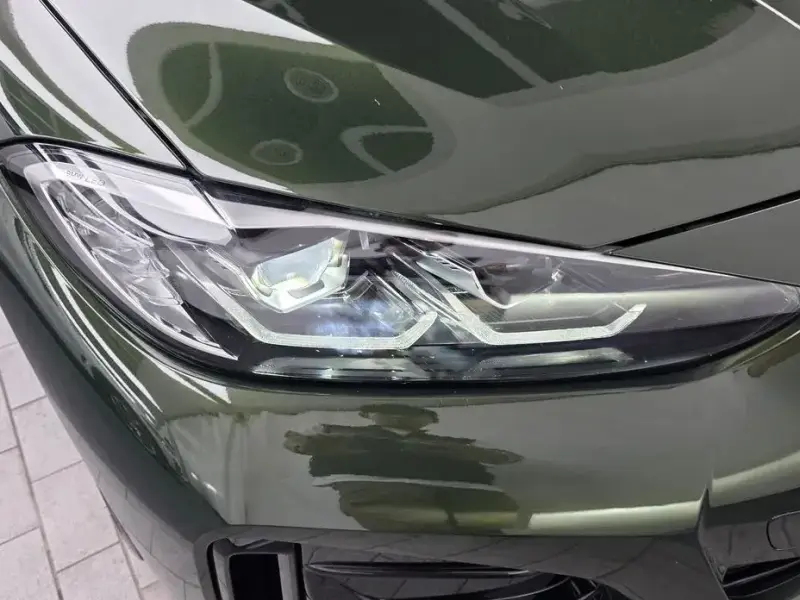 2022 BMW i4 с пробегом 35 316 км