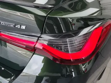 2022 BMW i4 с пробегом 35 316 км