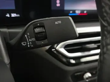 2022 BMW i4 с пробегом 35 316 км