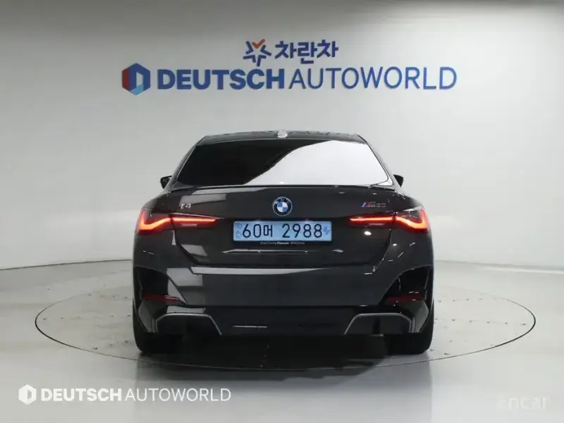 2023 BMW i4 с пробегом 76 819 км
