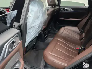 2022 BMW i4 с пробегом 46 102 км