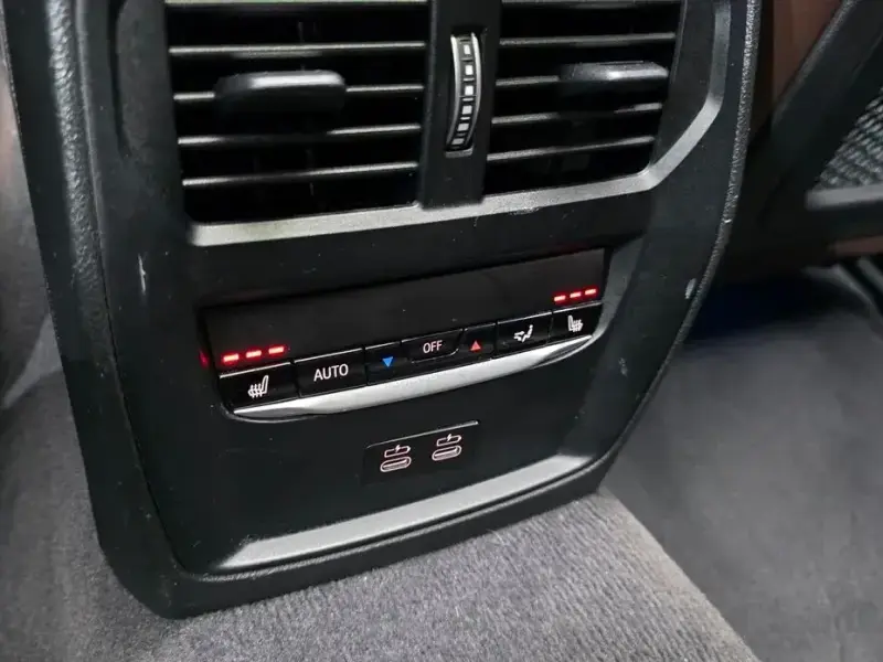 2022 BMW i4 с пробегом 46 102 км