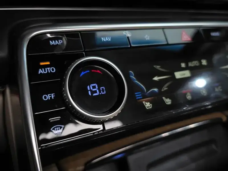 2023 Genesis GV80 с пробегом 33 056 км