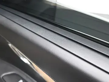2023 Genesis GV80 с пробегом 33 056 км