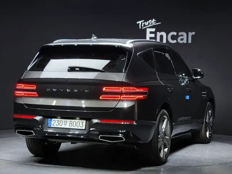 2023 Genesis GV80 с пробегом 30 146 км