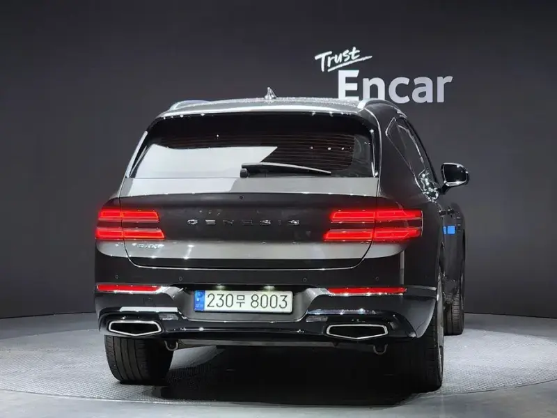 2023 Genesis GV80 с пробегом 30 146 км