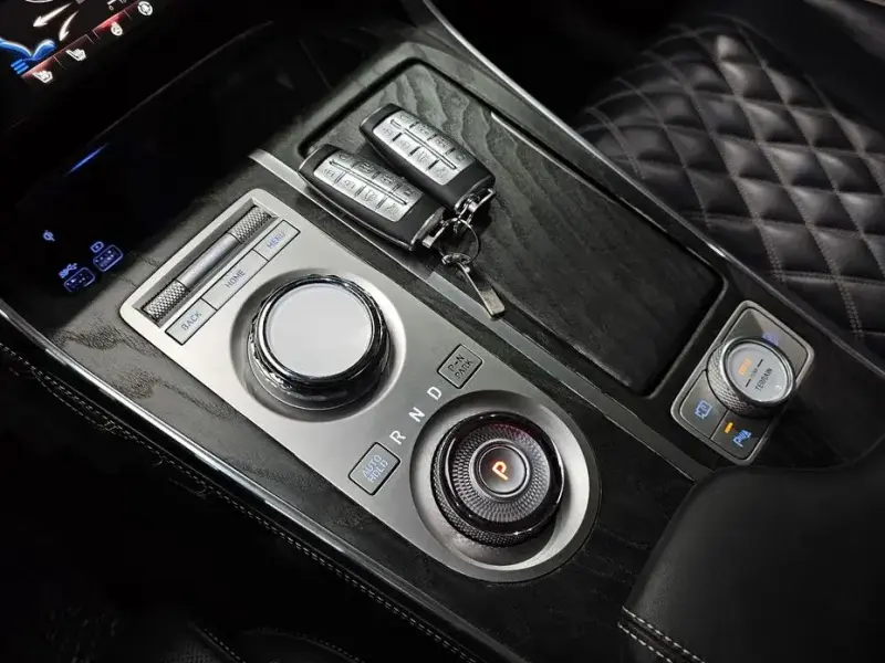 2023 Genesis GV80 с пробегом 50 967 км