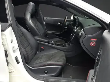 2015 Mercedes-Benz CLA с пробегом 82 687 км
