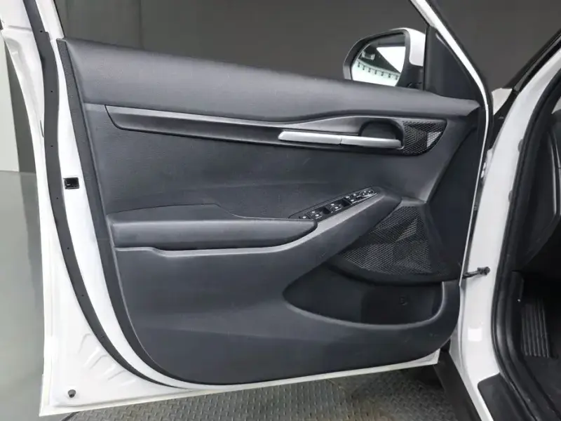 2023 Kia Seltos с пробегом 38 795 км