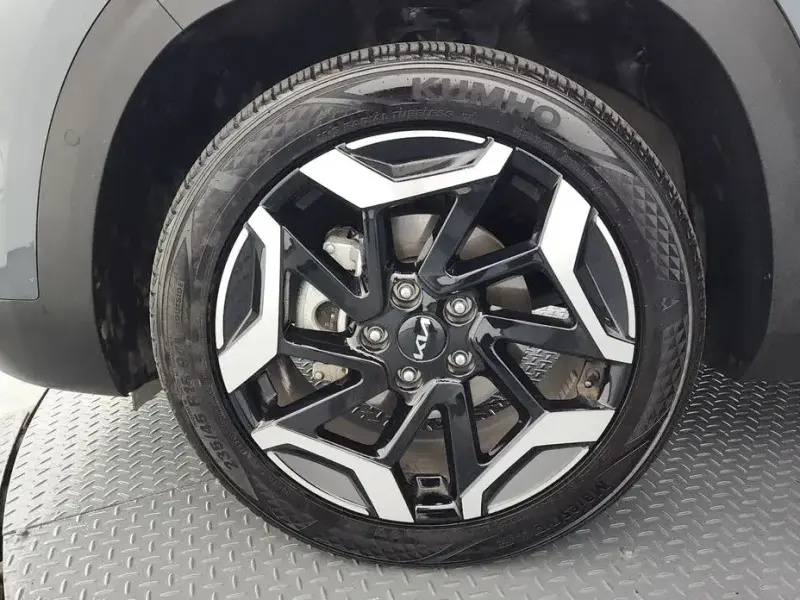 2025 Kia Seltos с пробегом 16 086 км