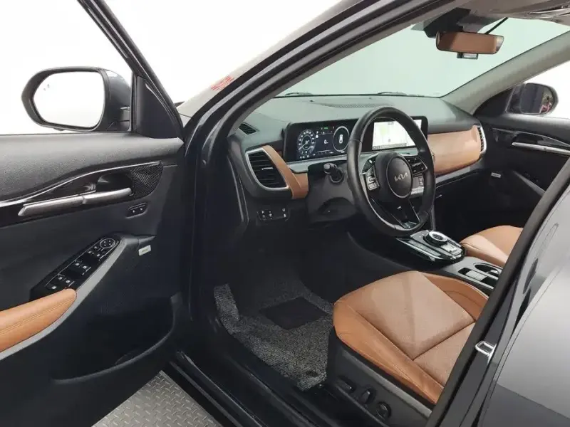 2025 Kia Seltos с пробегом 16 086 км