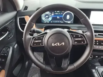 2025 Kia Seltos с пробегом 16 086 км