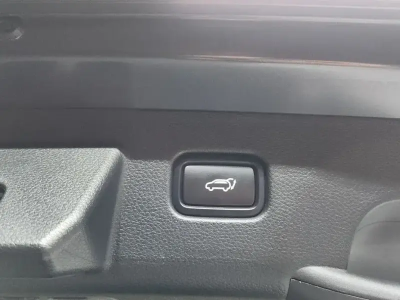 2025 Kia Seltos с пробегом 16 086 км