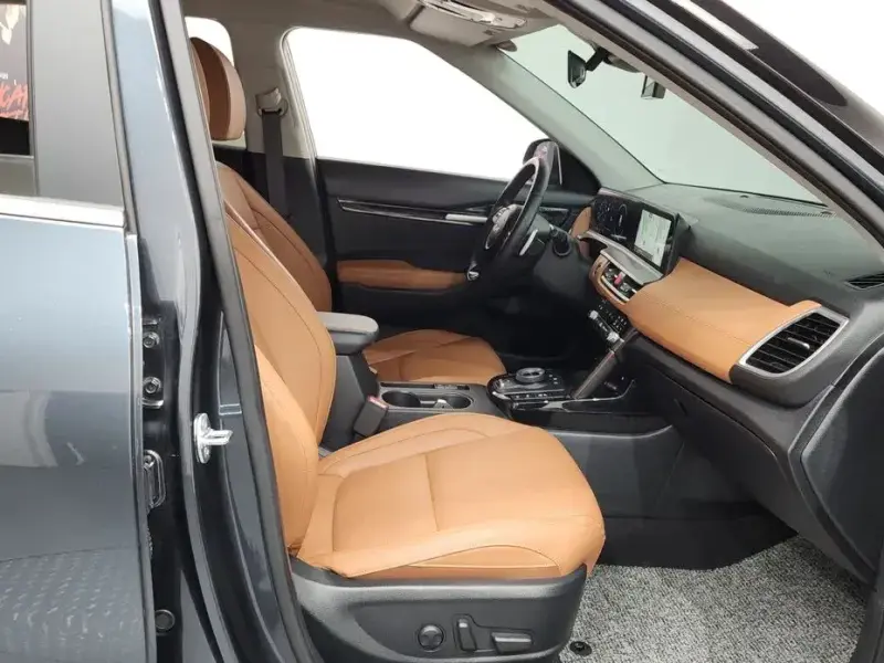 2025 Kia Seltos с пробегом 16 086 км