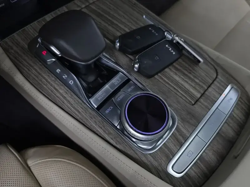 2022 Kia K9 с пробегом 49 232 км