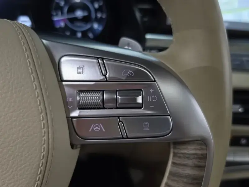2022 Kia K9 с пробегом 49 232 км