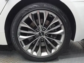 2022 Kia K9 с пробегом 49 232 км