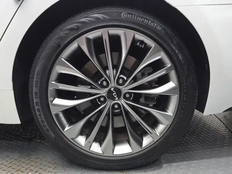 2022 Kia K9 с пробегом 49 232 км