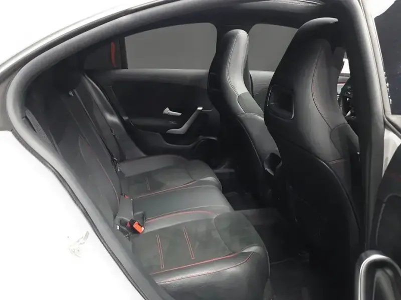 2021 Mercedes-Benz CLA с пробегом 49 777 км