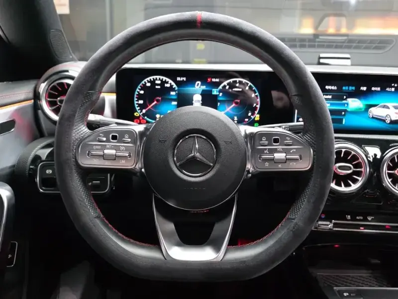 2021 Mercedes-Benz CLA с пробегом 49 777 км