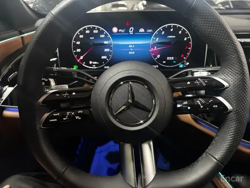 2025 Mercedes-Benz E-Класс с пробегом 3 018 км