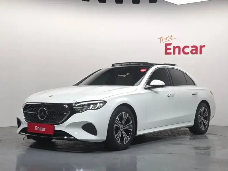 2025 Mercedes-Benz E-Класс с пробегом 1 266 км