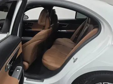 2025 Mercedes-Benz E-Класс с пробегом 1 266 км