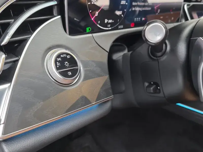 2025 Mercedes-Benz E-Класс с пробегом 1 266 км