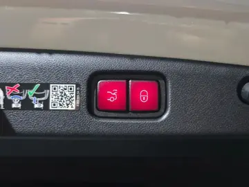 2026 Mercedes-Benz E-Класс с пробегом 700 км