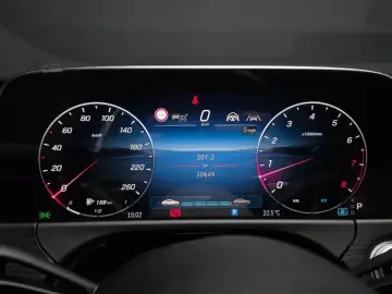 2024 Mercedes-Benz E-Класс с пробегом 30 649 км