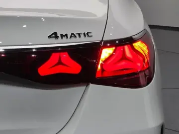 2026 Mercedes-Benz E-Класс с пробегом 4 143 км