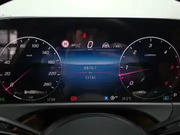 2024 Mercedes-Benz E-Класс с пробегом 23 746 км