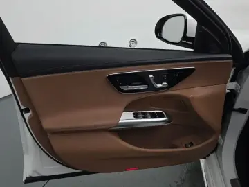 2024 Mercedes-Benz E-Класс с пробегом 23 746 км