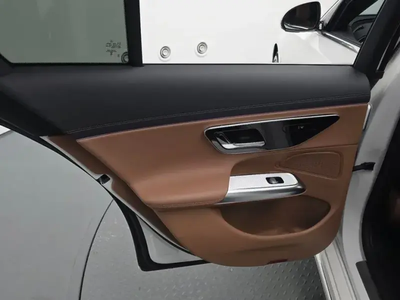 2024 Mercedes-Benz E-Класс с пробегом 23 746 км