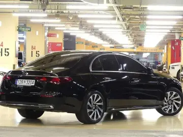 2024 Mercedes-Benz E-Класс с пробегом 18 463 км