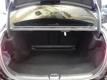 2024 Mercedes-Benz E-Класс с пробегом 18 463 км